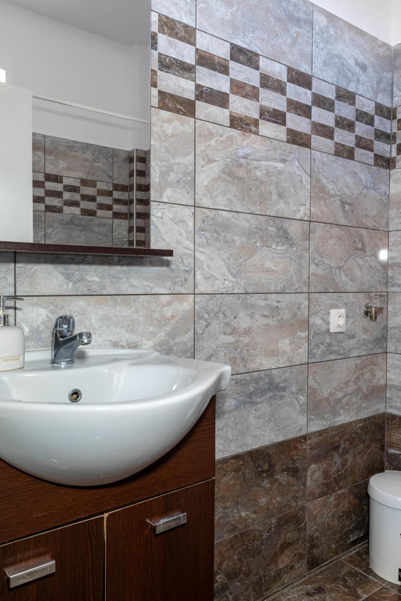 Aigli Luxury Studios Nea Roda Exterior foto